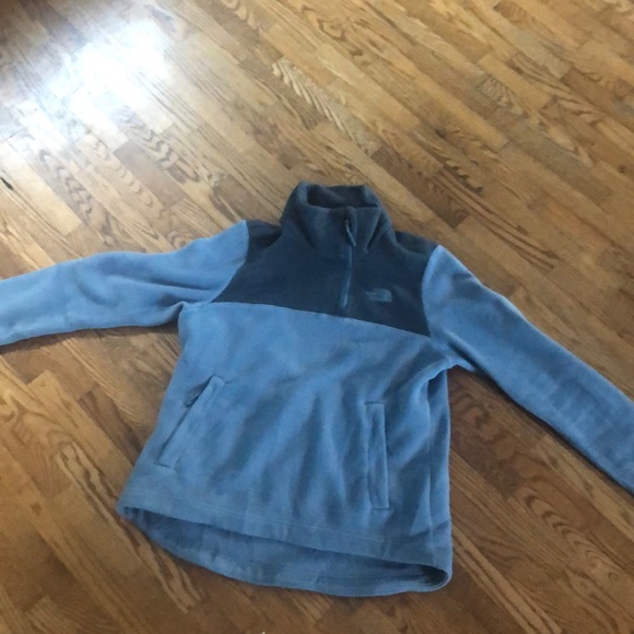 The North Face Tolmiepeak Pullover Fleece Sweater - Picture 8 of 10
